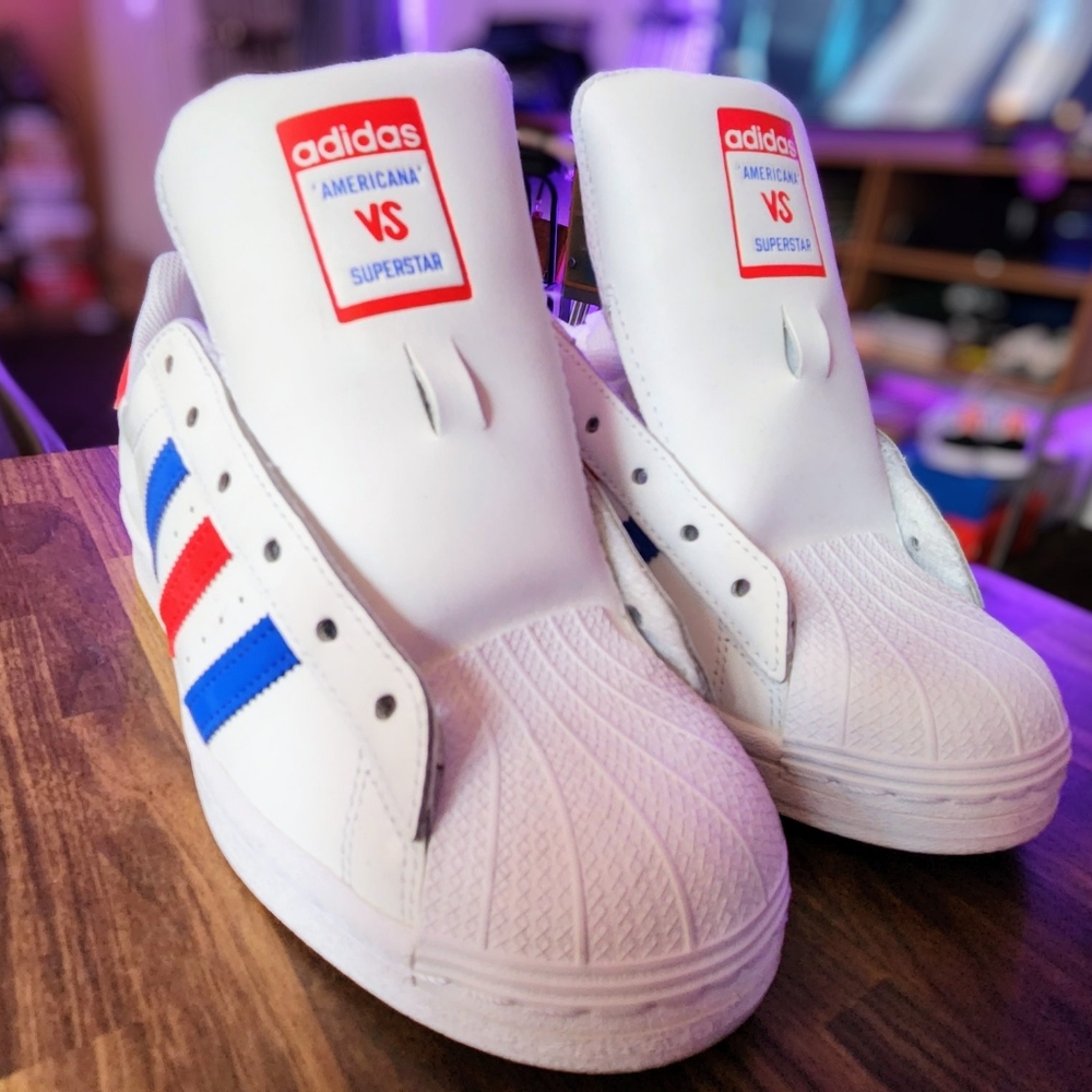 ADIDAS - Picture 3 of 7